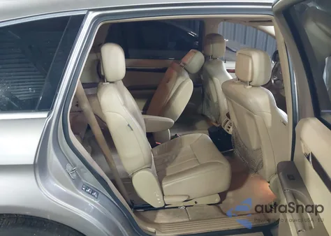 2007 Mercedes-Benz R 350 4Matic z USA, uszkodzony, nr VIN 4JGCB65E97A037627